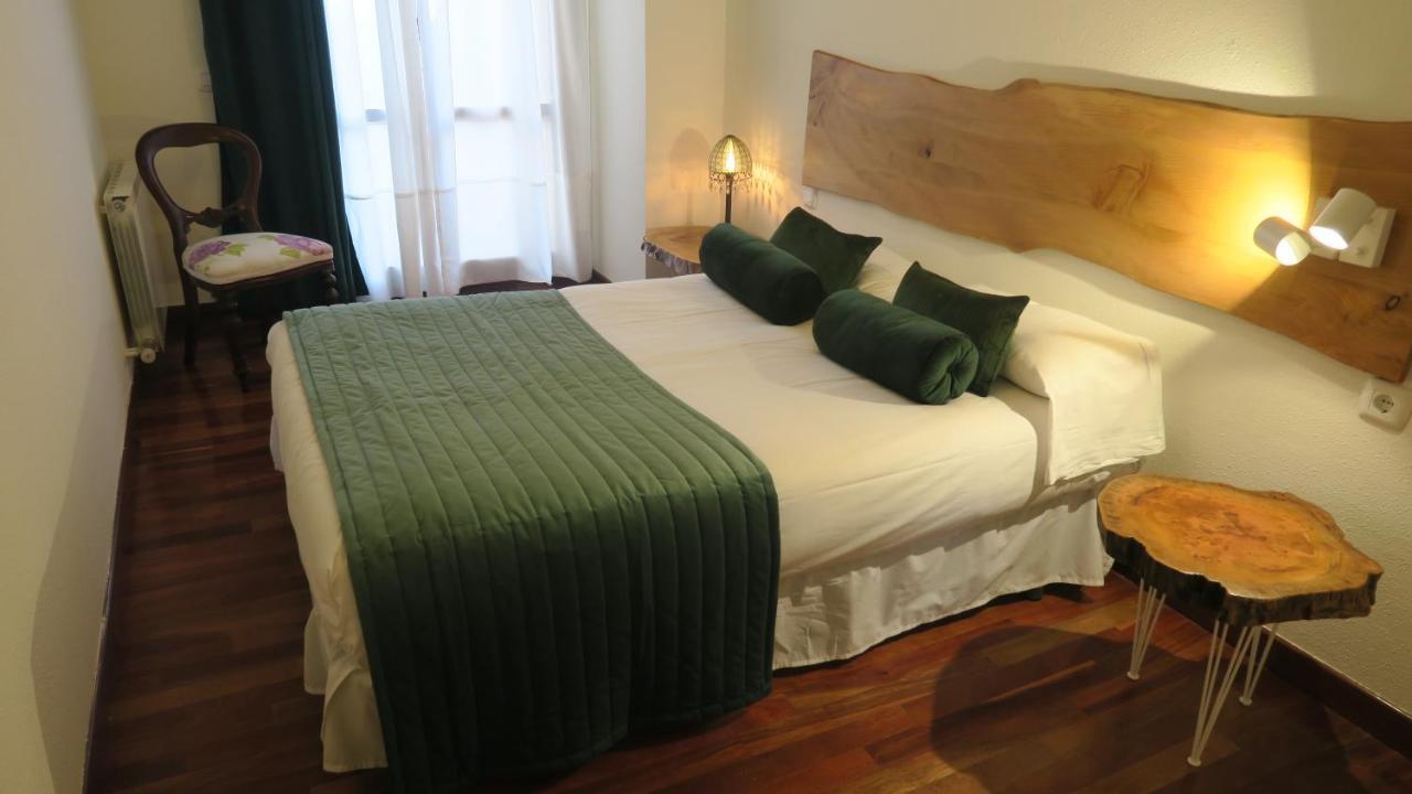 Apartamentos Palacio Azcárate Travesía Calvario Ezcaray Exterior foto